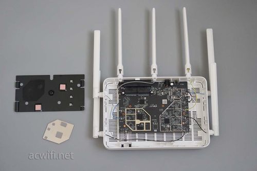 拆开常用的无线路由里面构造十分简单然则我家没有WIFI旗子暗记了_路由_天线 科学 拆开常用的无线路由里面构造十分简单然则我家没有WIFI旗子暗记了_路由_天线 拆开常用的无线路由里面构造十分简单然则我家没有WIFI旗子暗记了_路由_天线 科学