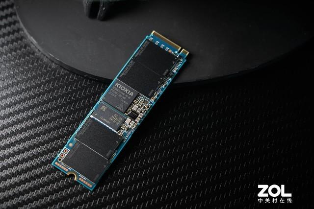 铠侠EXCERIA PRO PCIe4.0固态硬盘评测：7.4GB/s的秘密_固态_硬盘 铠侠EXCERIA PRO PCIe4.0固态硬盘评测：7.4GB/s的秘密_固态_硬盘 智能