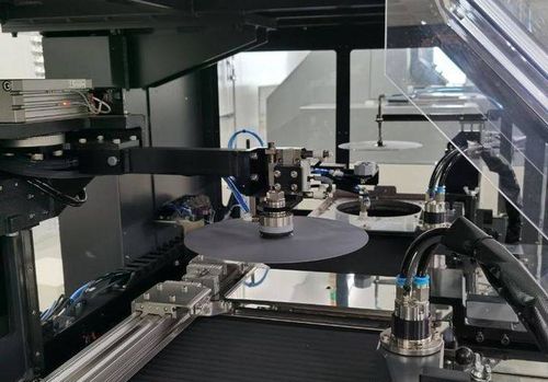 芯片家当又迎来“山东造”德州8英寸半导体级单晶硅片拉制成功_单晶硅_硅片 芯片家当又迎来“山东造”德州8英寸半导体级单晶硅片拉制成功_单晶硅_硅片 智能