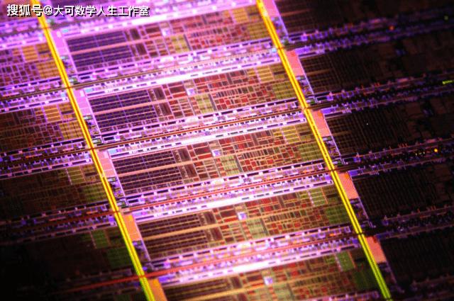 芯片为什么那么难造？_芯片_光刻 芯片为什么那么难造？_芯片_光刻 通讯