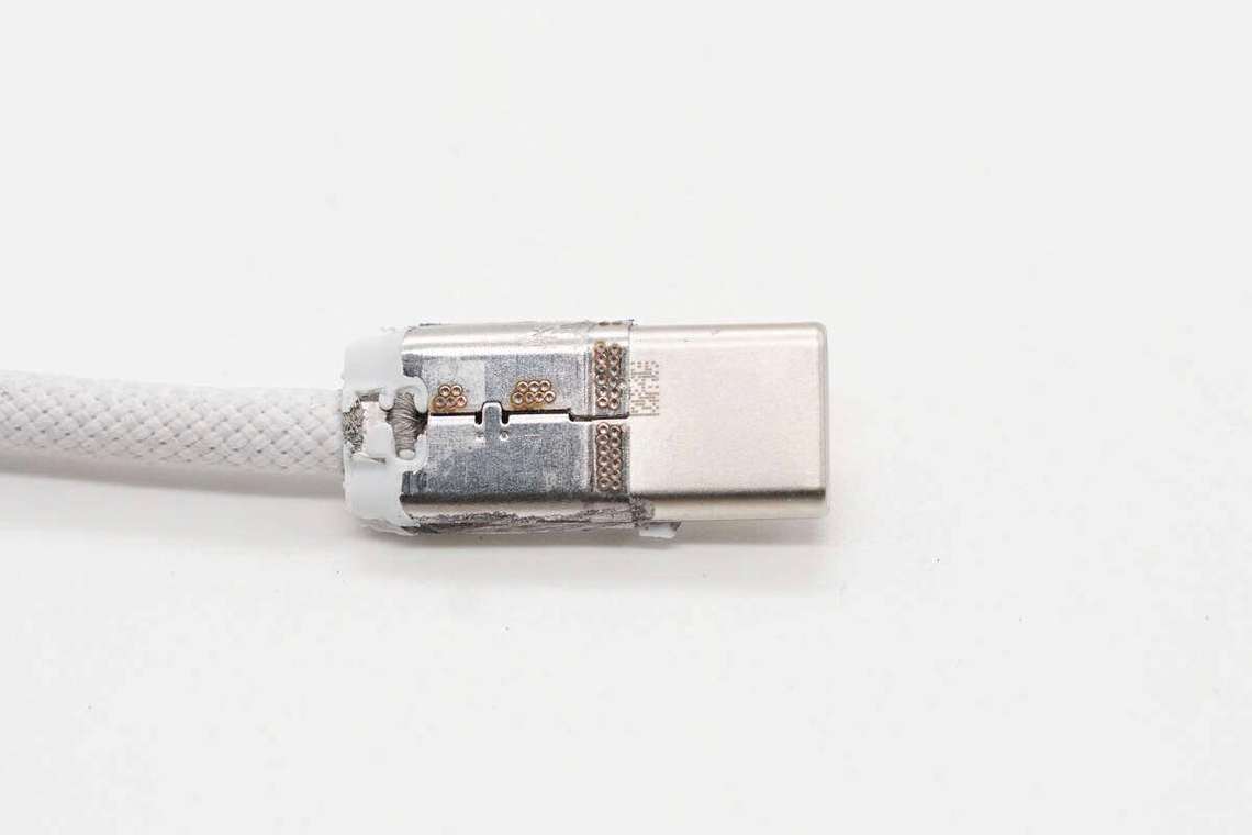 是否像Lightning线一样加密?iPhone 15原装USB-C编织充电线拆解_端子_数据线 科学 是否像Lightning线一样加密?iPhone 15原装USB-C编织充电线拆解_端子_数据线 是否像Lightning线一样加密?iPhone 15原装USB-C编织充电线拆解_端子_数据线 科学