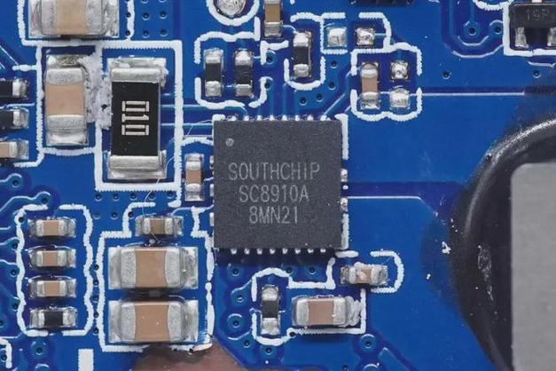 南芯推出高集成充电芯片SC8932和SC8930耐压高达20V_电流_参数 南芯推出高集成充电芯片SC8932和SC8930耐压高达20V_电流_参数 通讯