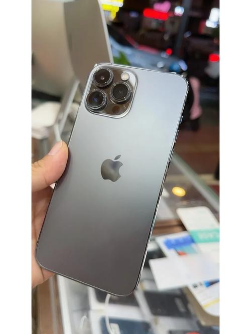 iPhone 13 Pro Max 首发测评：A15 强得很但主沙场并不在游戏_前代_系列 iPhone 13 Pro Max 首发测评：A15 强得很但主沙场并不在游戏_前代_系列 通讯