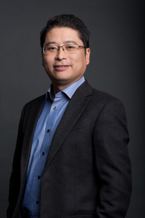 华为光彩总裁刘江锋:1999元光彩6很其实_光荣_麒麟 华为光彩总裁刘江锋:1999元光彩6很其实_光荣_麒麟 通讯