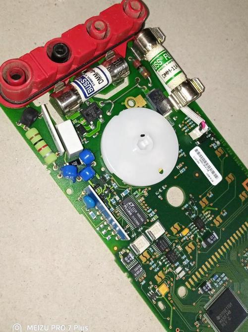 拆解一块闲鱼捡漏的垃圾成色福禄克87 V万用表_后头_主板 智能 拆解一块闲鱼捡漏的垃圾成色福禄克87 V万用表_后头_主板 拆解一块闲鱼捡漏的垃圾成色福禄克87 V万用表_后头_主板 智能
