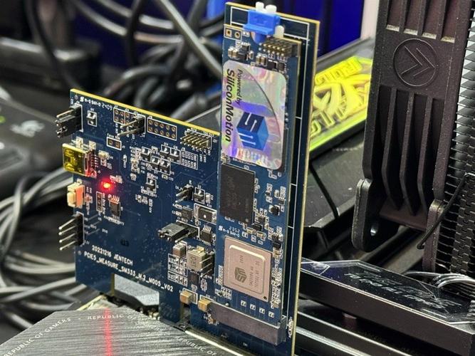 慧荣科技宣告SM2508:为AI PC和主机优化首款6nm制程PCIe 5.0 SSD主控_功耗_内核 互联网 慧荣科技宣告SM2508:为AI PC和主机优化首款6nm制程PCIe 5.0 SSD主控_功耗_内核 慧荣科技宣告SM2508:为AI PC和主机优化首款6nm制程PCIe 5.0 SSD主控_功耗_内核 互联网