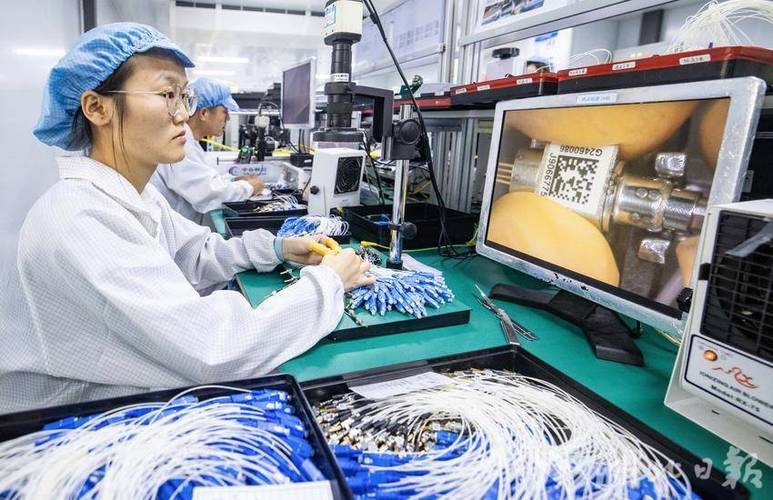 高速度“湖北芯”项目在黄石开工 标志着湖北可全分娩链自立分娩光芯片_芯片_亿元 高速度“湖北芯”项目在黄石开工 标志着湖北可全分娩链自立分娩光芯片_芯片_亿元 互联网
