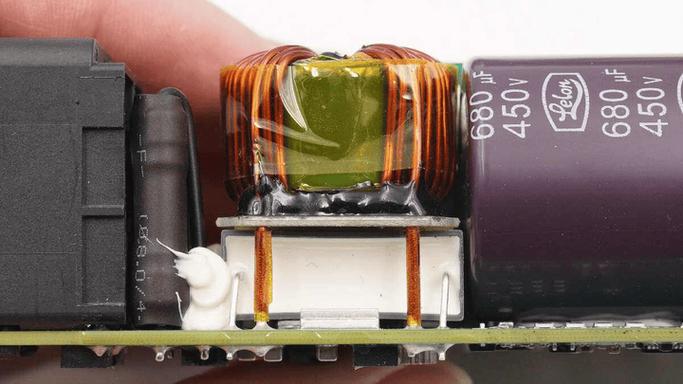 氮化镓应用再扩展金升阳211W AC-DC氮化镓开关电源拆解_电容_电源 氮化镓应用再扩展金升阳211W AC-DC氮化镓开关电源拆解_电容_电源 智能