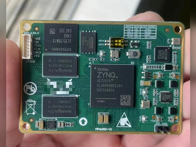 Xilinx Zynq 7020一款基于Arm + FPGA平台的开拓板支持Python_可编程_接口 Xilinx Zynq 7020一款基于Arm + FPGA平台的开拓板支持Python_可编程_接口 智能