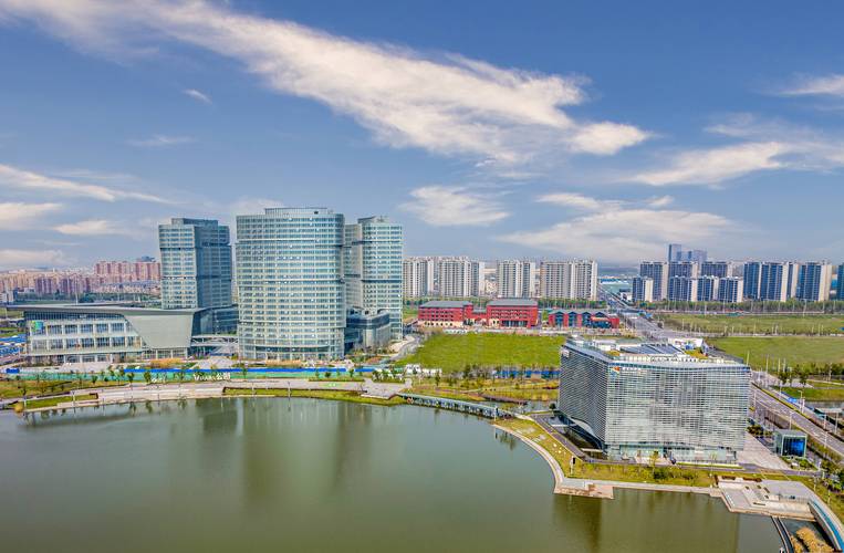 河南青年科技人才返乡创业郑州华夏科技城迎来了首家集成电路设计企业_河南_家当 河南青年科技人才返乡创业郑州华夏科技城迎来了首家集成电路设计企业_河南_家当 智能