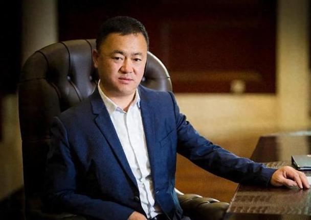 身价950亿的芯片首富掀起40亿“夺权”大年夜战_北京_股份 身价950亿的芯片首富掀起40亿“夺权”大年夜战_北京_股份 科学