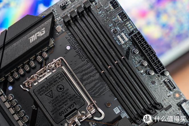 史上最猛的暗黑板！微星MPG Z590 GAMING CARBON WIFI主板评测_超频_主板 史上最猛的暗黑板！微星MPG Z590 GAMING CARBON WIFI主板评测_超频_主板 智能