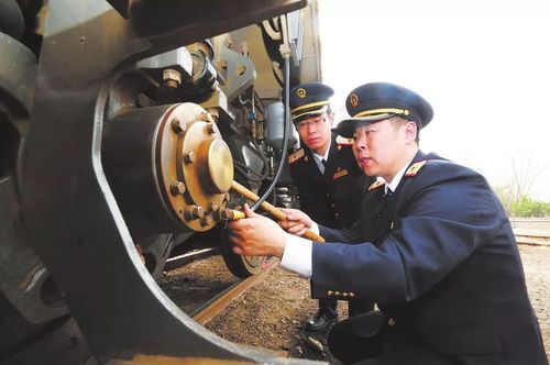 不懈立异自立自强立新功 ——走近二〇二二“最美铁路人”（上）_高铁_车组 不懈立异自立自强立新功 ——走近二〇二二“最美铁路人”（上）_高铁_车组 智能