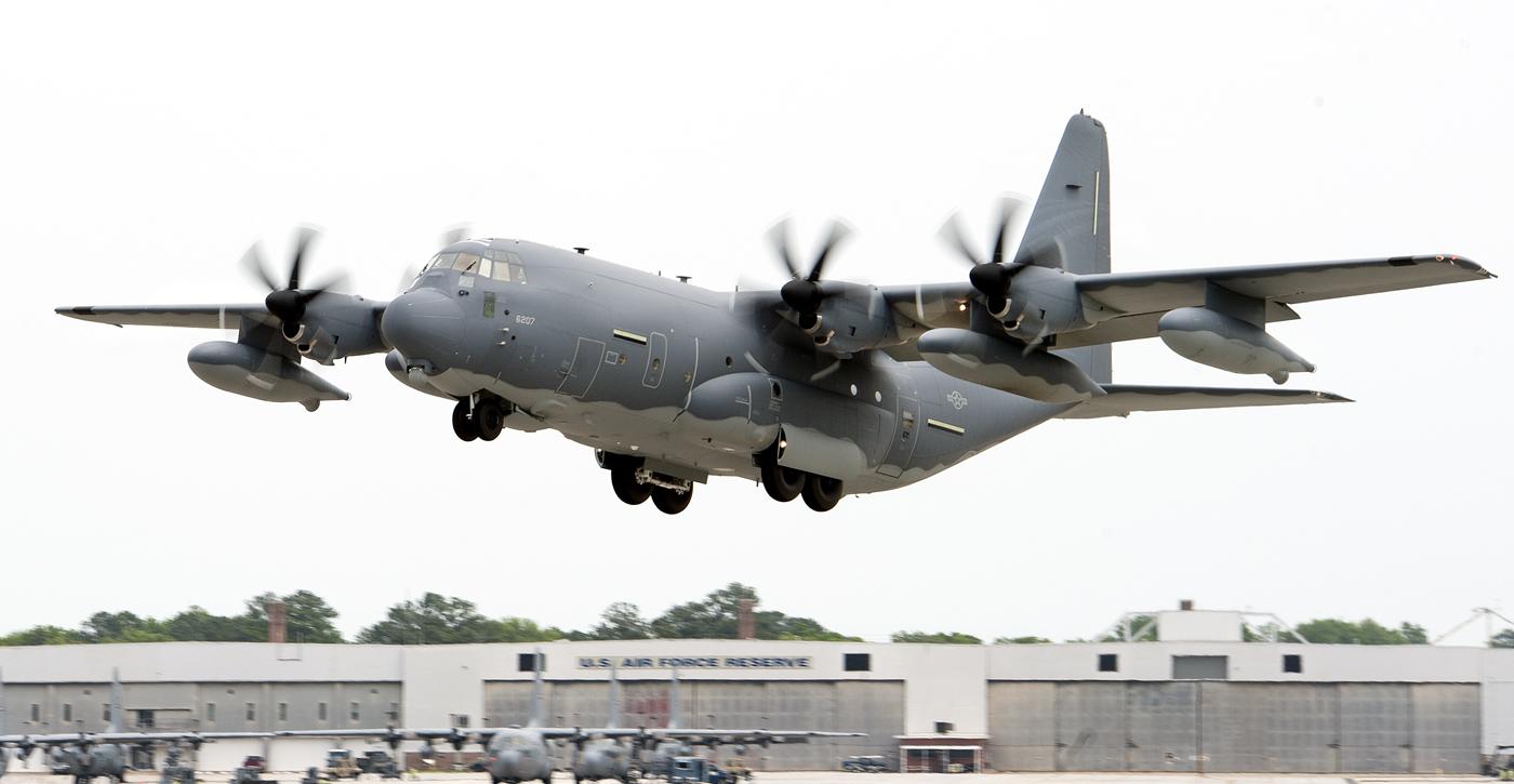 美国空军特种作战飞机大年夜盘点(六):新“突击队员”MC-130J_飞机_作战 通讯 美国空军特种作战飞机大年夜盘点(六):新“突击队员”MC-130J_飞机_作战 美国空军特种作战飞机大年夜盘点(六):新“突击队员”MC-130J_飞机_作战 通讯